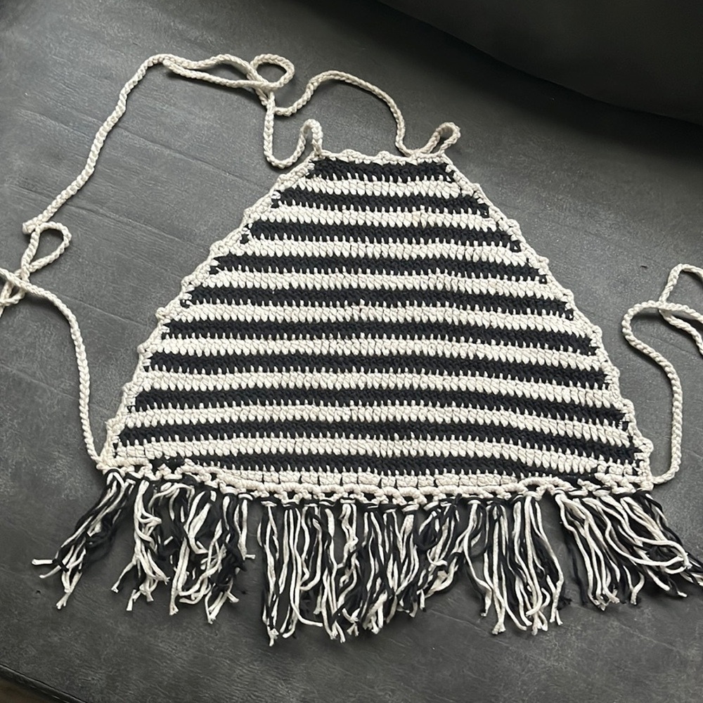 Cropped crochet top